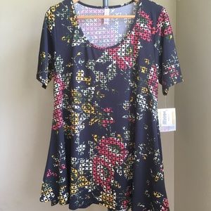 2/$15 ☀️ New LulaRoe Perfect T